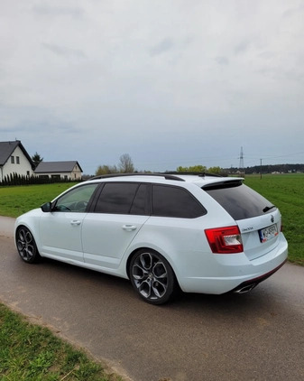 Skoda Octavia cena 56700 przebieg: 189000, rok produkcji 2014 z Żelechów małe 106